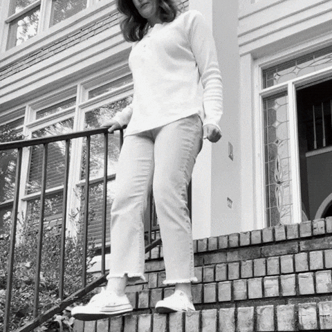 Sacrovia™ - Targeted Support for Your Lower Back & Hips